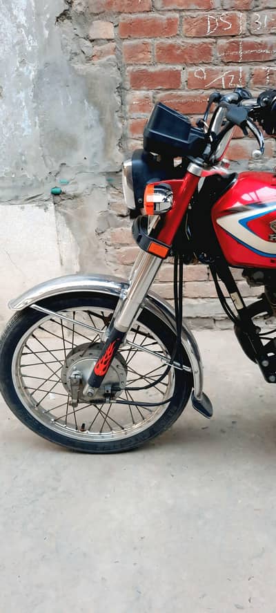 HONDA CG125 2015 MODEL