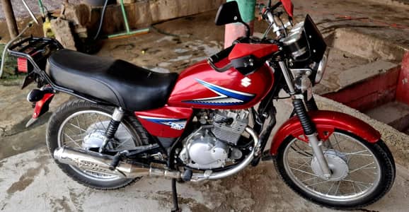Suzuki GS 150