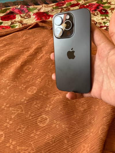 Apple iPhone 15 Pro