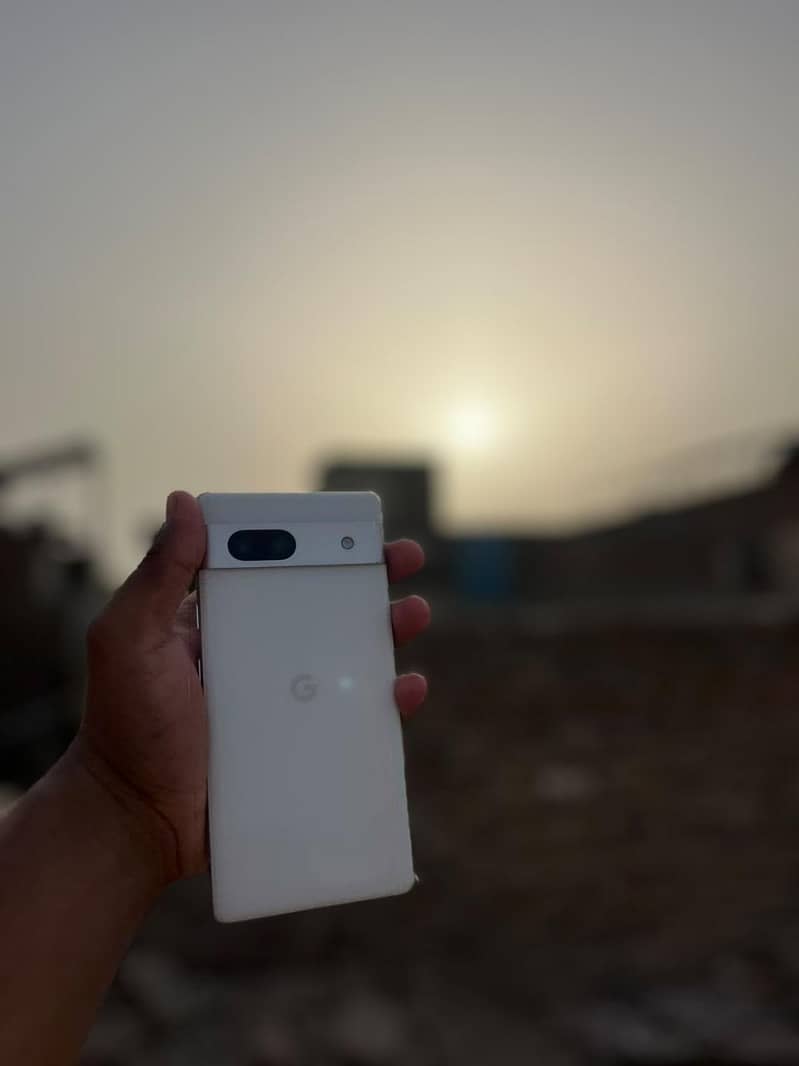 Google Pixel 7a 4