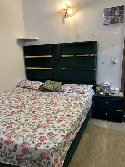 Bed king size