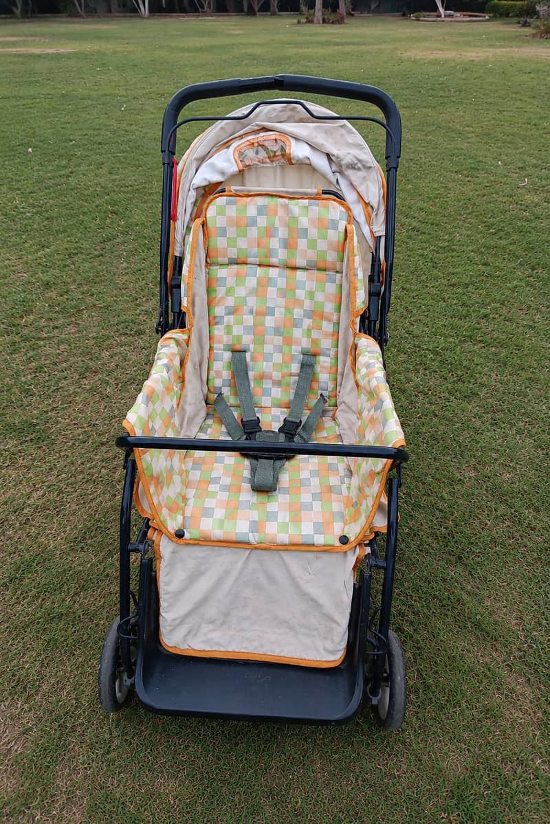 stroller 0