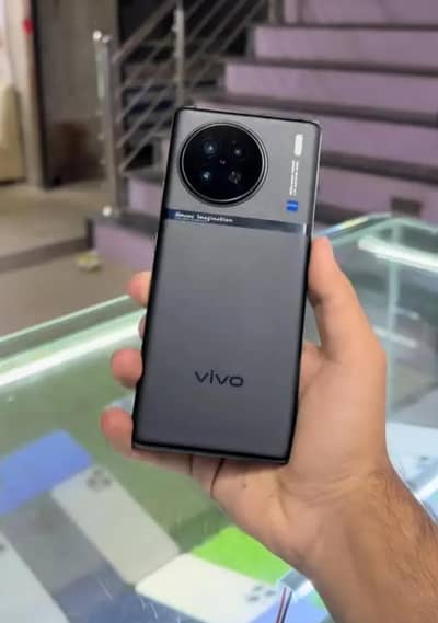 Vivo X90s