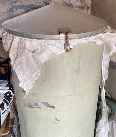 Gandam container (porolah)