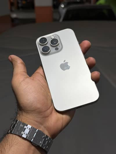 iPhone 16 Pro 256 factory unlocked
