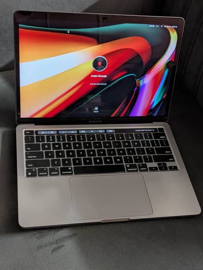 Macbook pro 13 inch - M1
