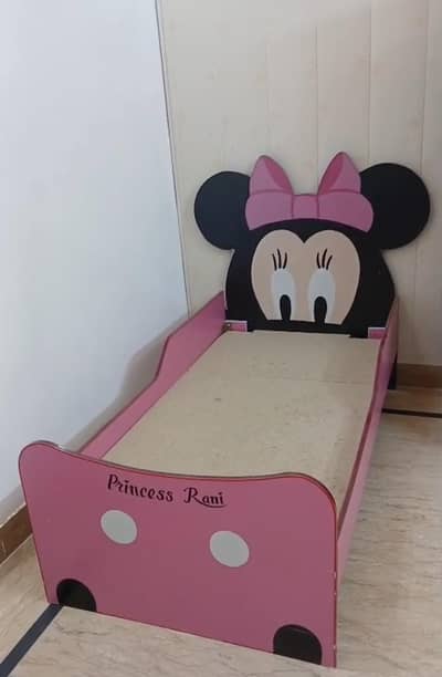 Teddy bear kids bed