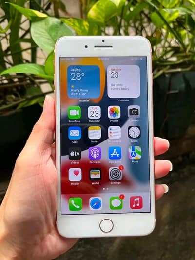 Iphone 7plus PTA approved 128gb My Whatsapp number 0320-19-06-573
