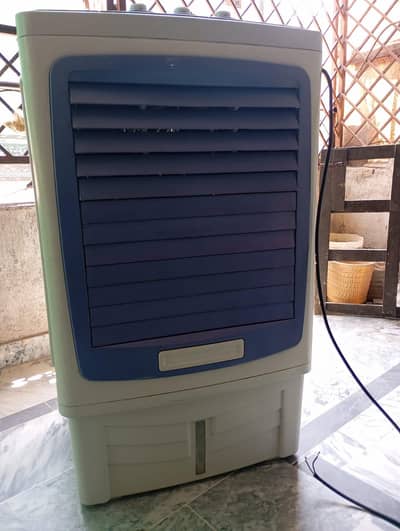 AC DC room coller