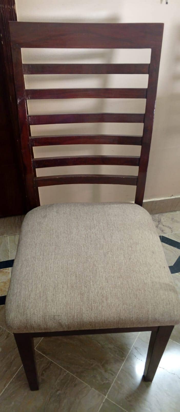 modern stylish dining table 2