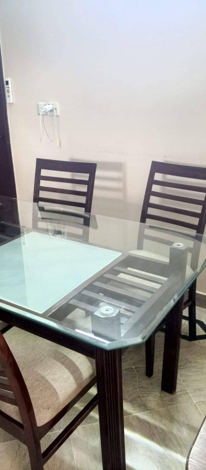 modern stylish dining table 3
