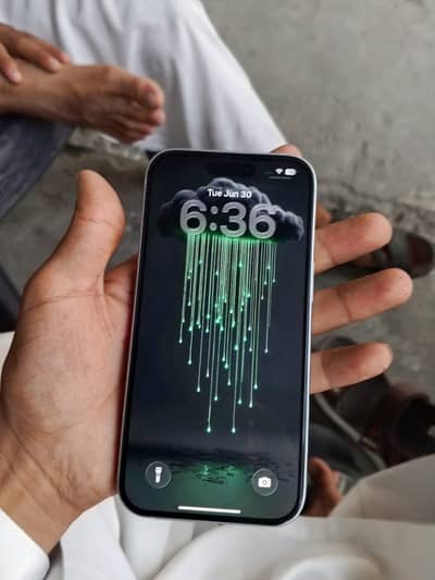 Apple iPhone 15