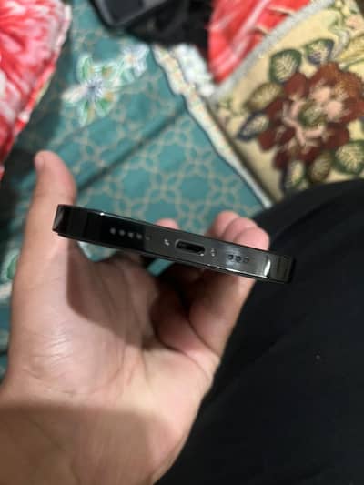 Apple iPhone 14 Pro