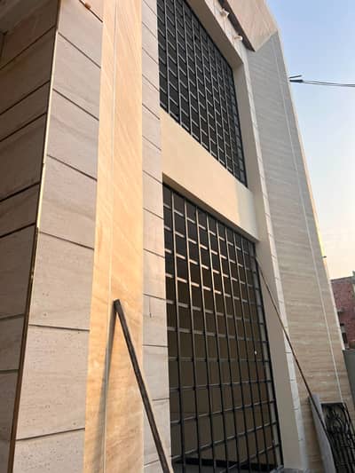 10 MARLA BRAND NEW HOUSE FOR SALE JUBLIEE TOWN LAHORE