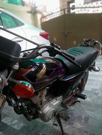 Honda cg 125 16/17 model