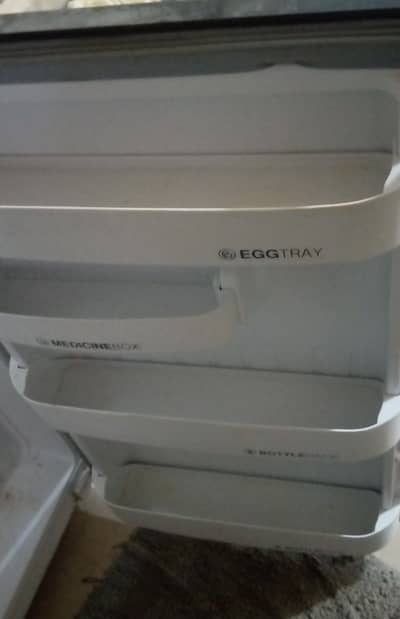 Haier refrigerator in Woking condition