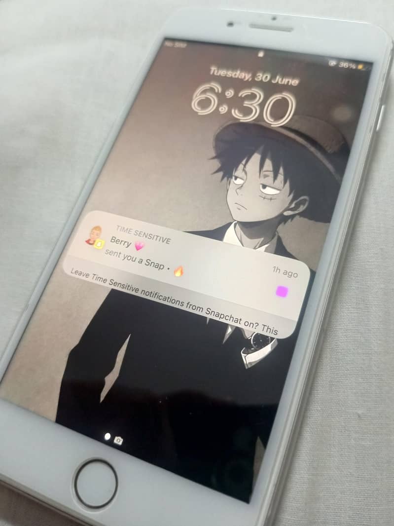 Apple iPhone 8 Plus 2