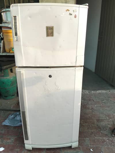 USED REFRIGERATOR FOR SALE