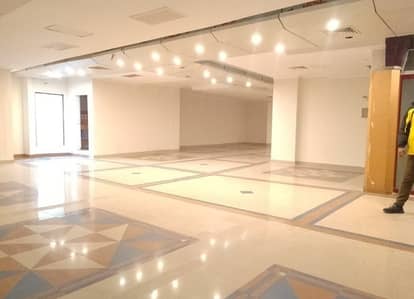 1350 Square Feet Brand New Commercial Property Non Furnished Corporation Office For Rent At Main Boulevard Gulberg 3 Lahore