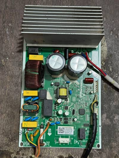 Specialist in DC Inverter AC kit ریپئرنگ لیب New Used kits Available