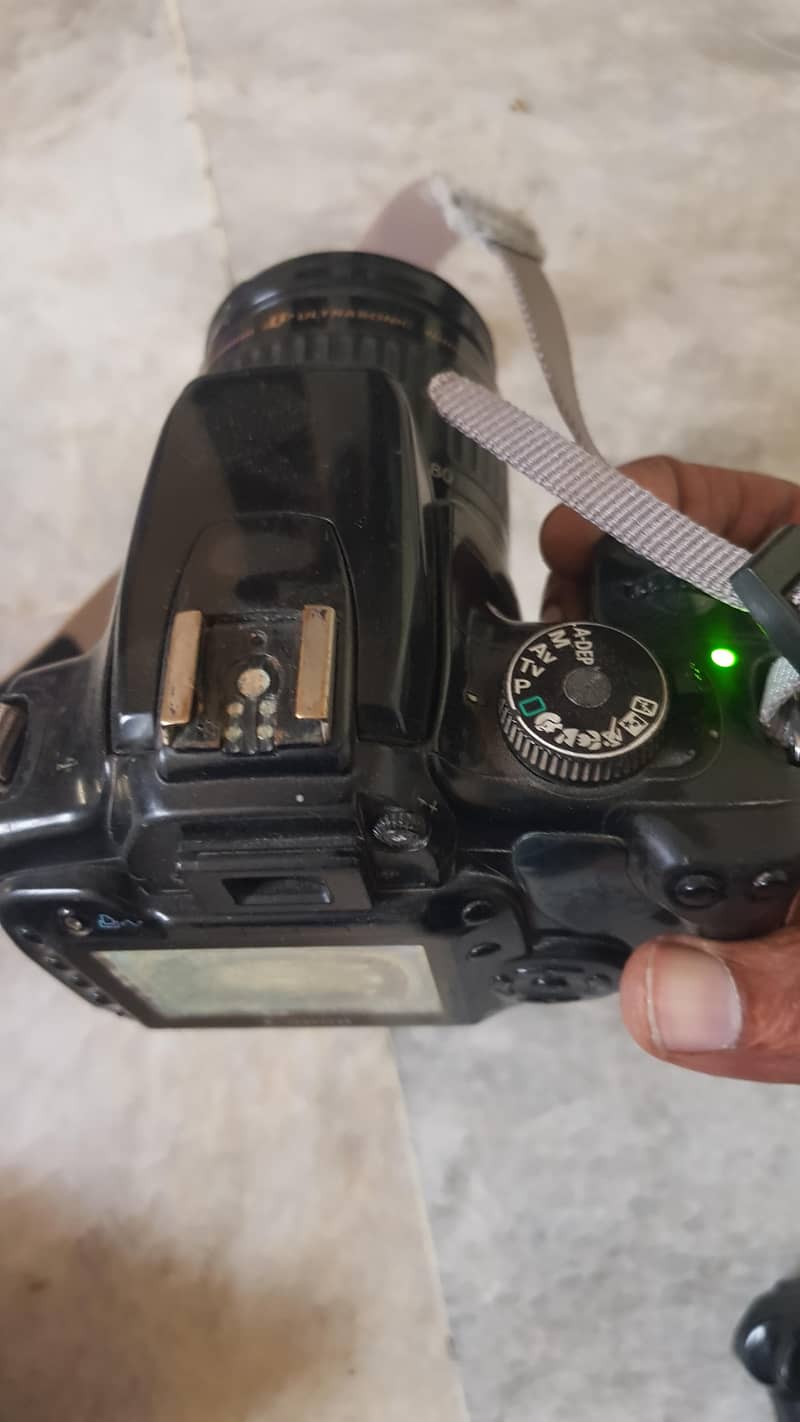 DSLR camera 400d 5