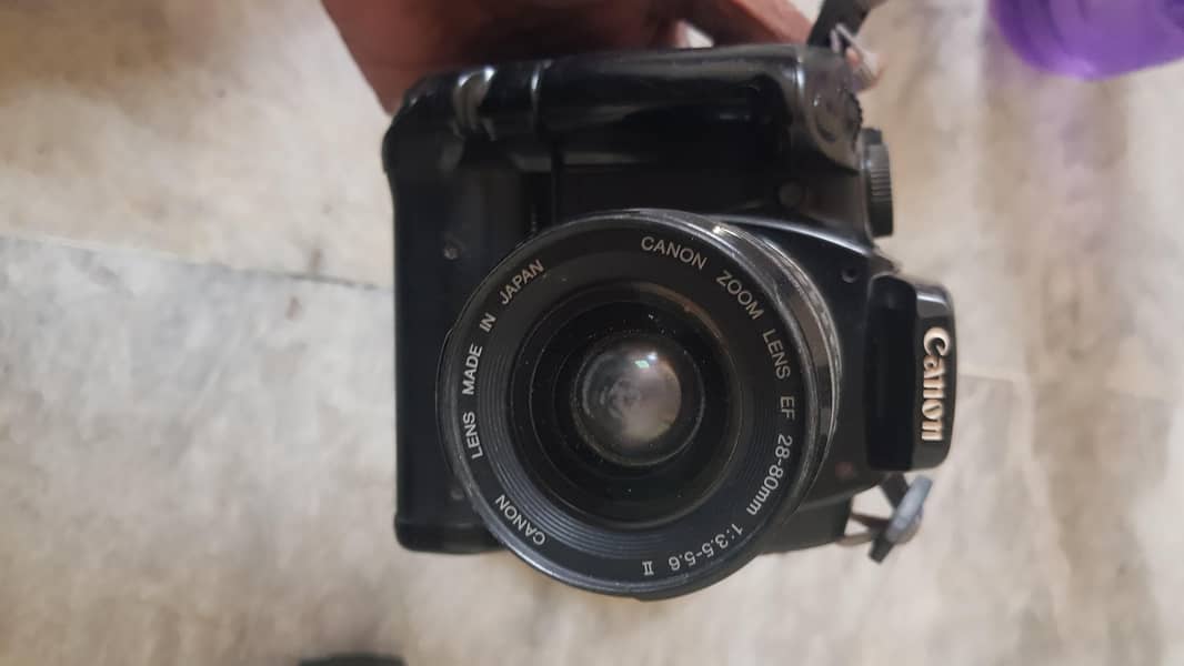 DSLR camera 400d 8