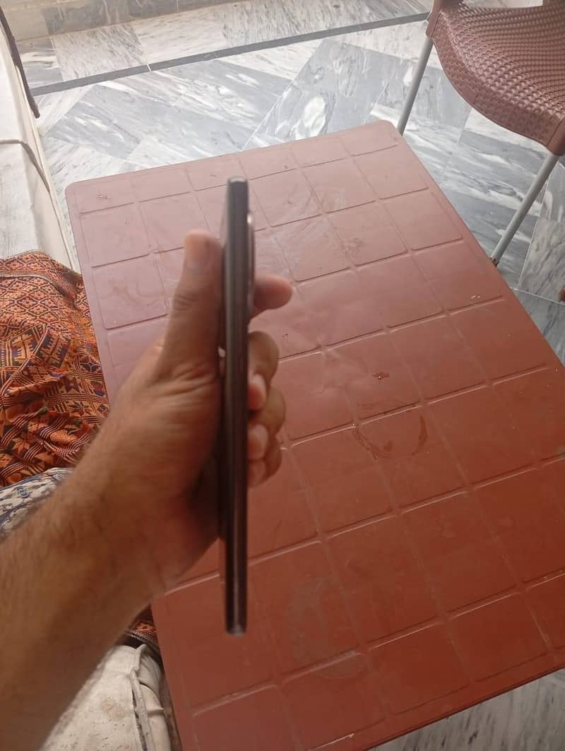 Vivo V30 E 2