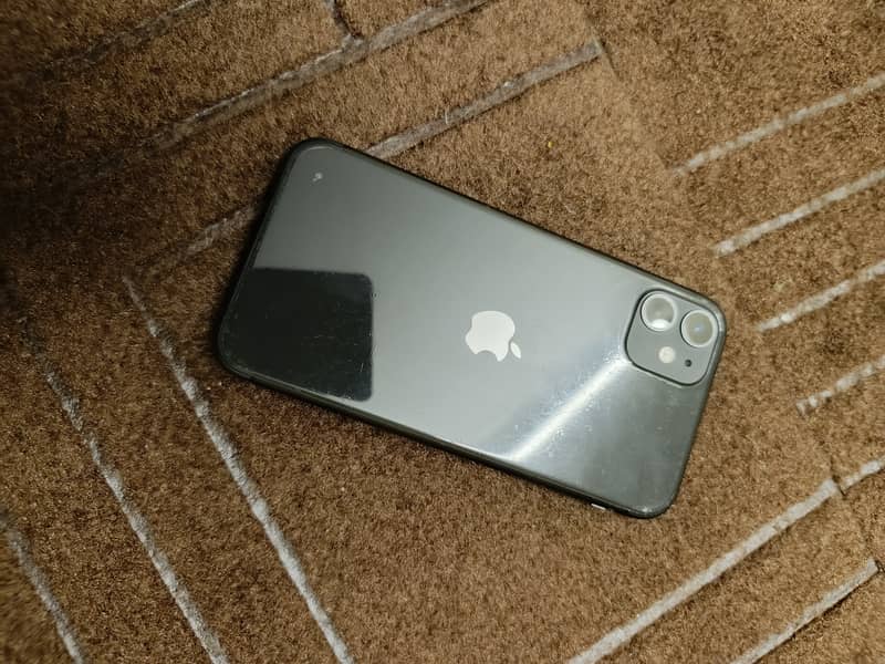 Apple iPhone 11 3
