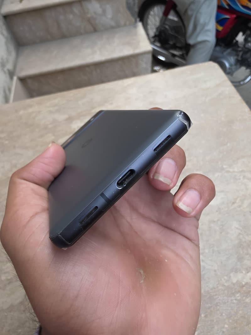 Google Pixel 7a 5