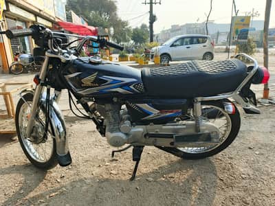 Honda CG 125 2023