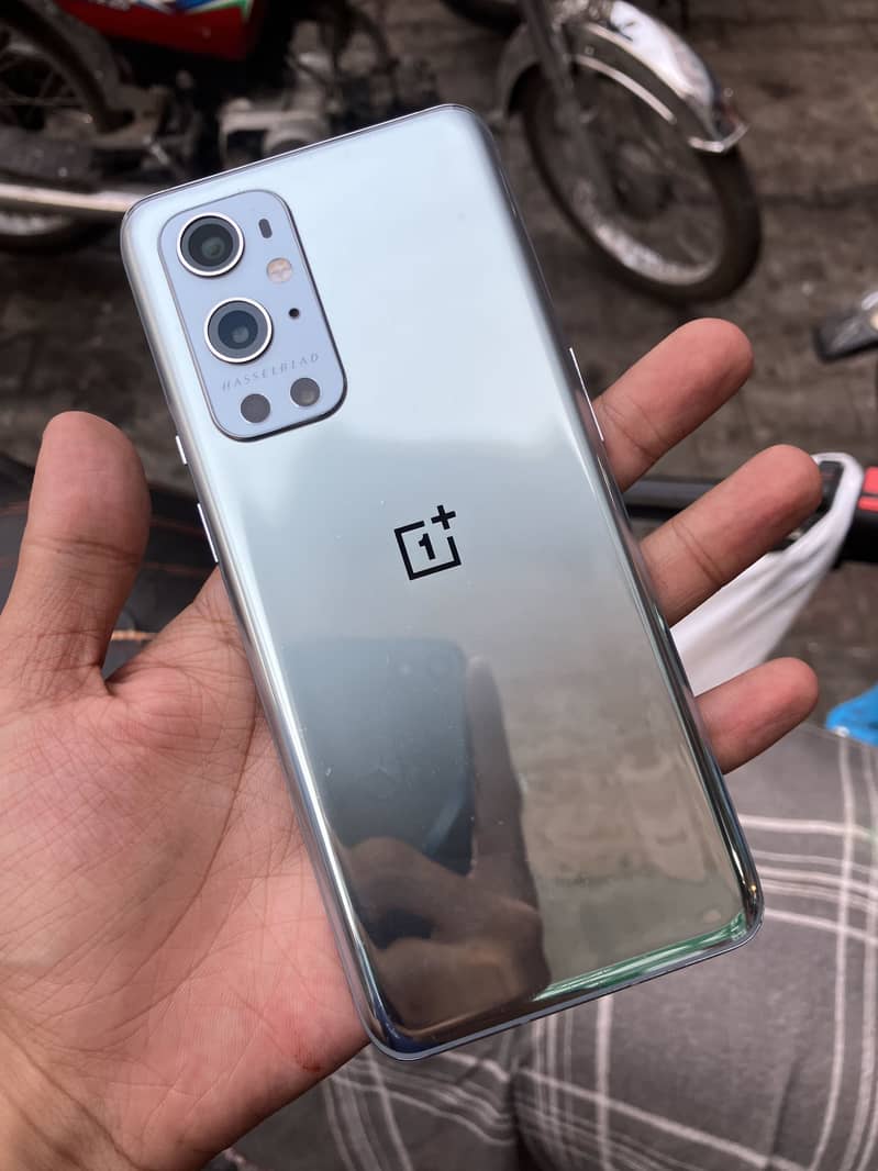 One Plus 9 Pro 0
