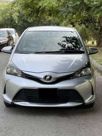 Toyota Vitz 2014