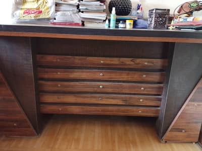 multipurpose office or study table