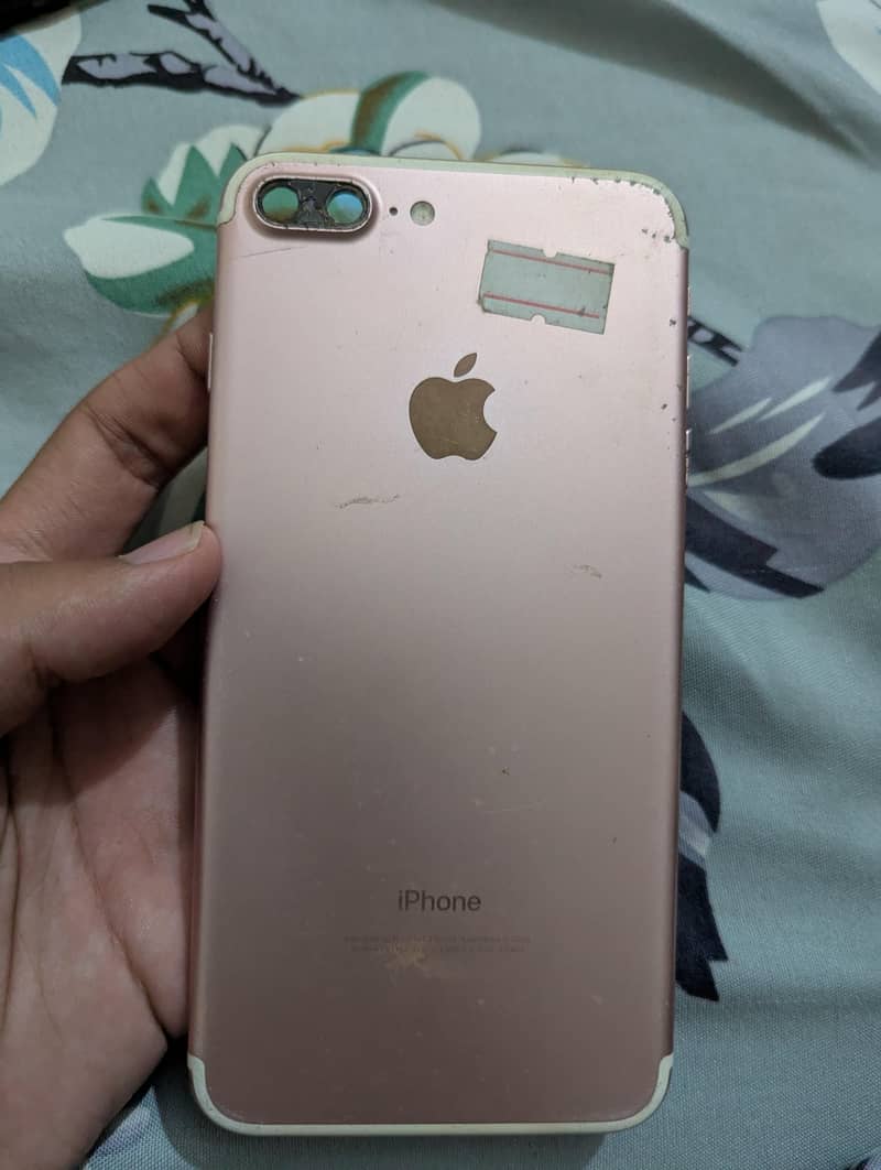 Apple iPhone 7 Plus 2