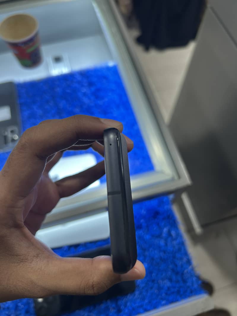 Pixel 8 3