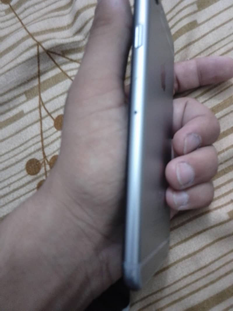 IPhone 6S 1