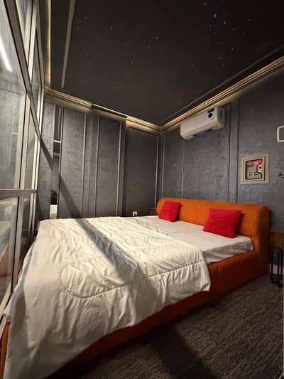Luxury one bed apartment in Bahria town Lahore near mcdonalds Furnished!