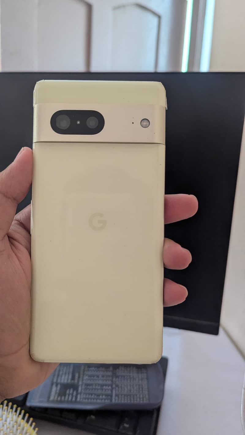 Google Pixel 7 2