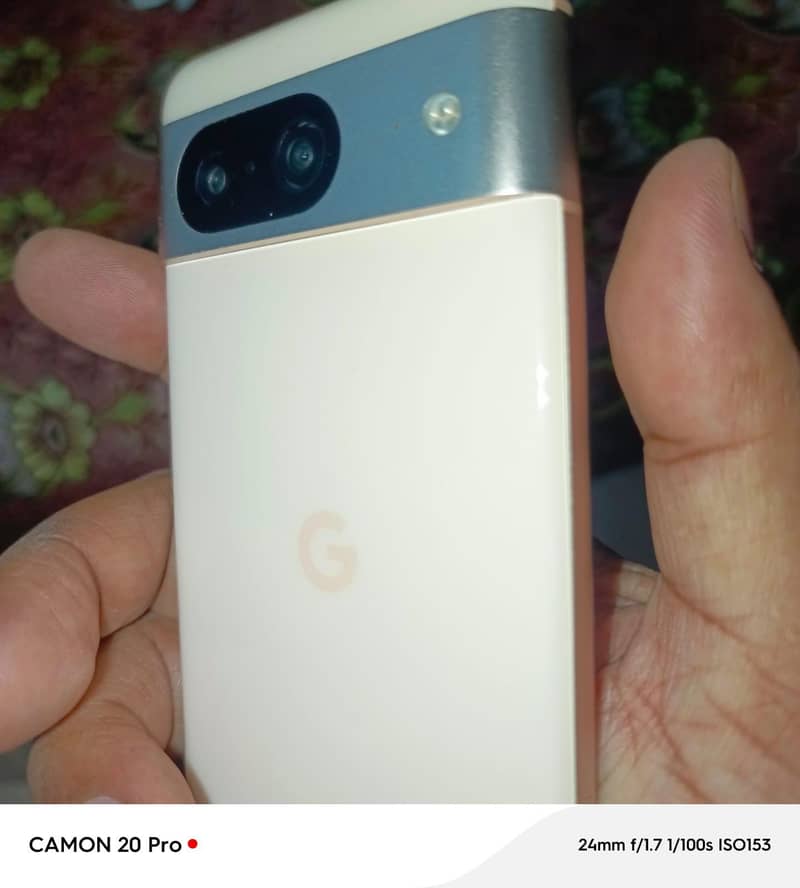 Google pixel 8 2