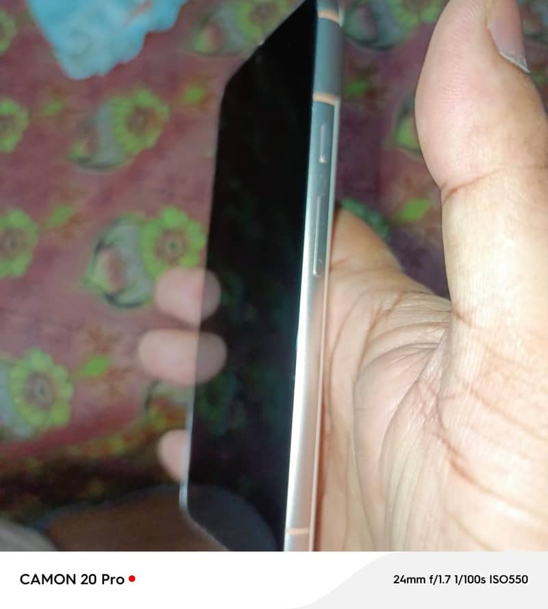 Google pixel 8 3
