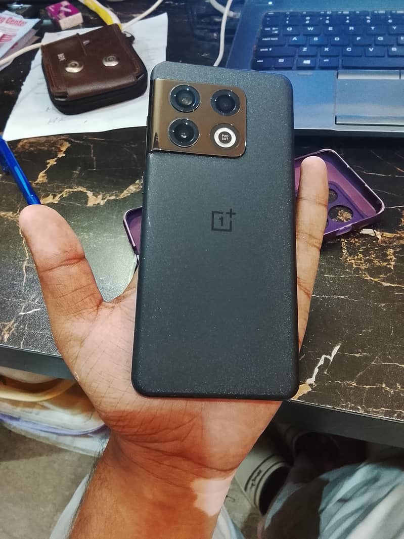 One Plus 10 Pro 0