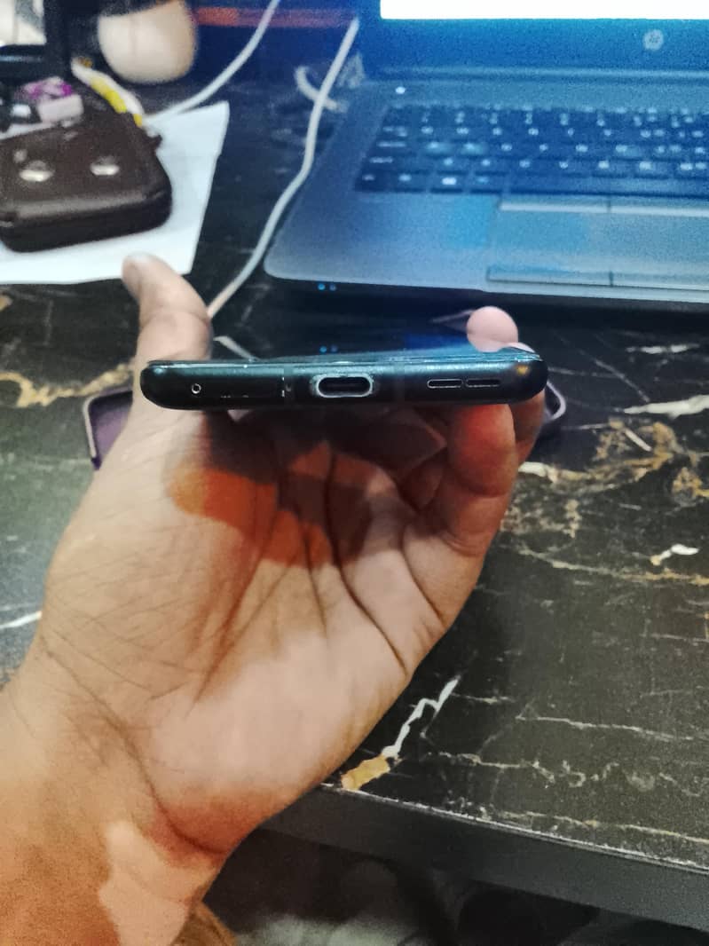 One Plus 10 Pro 4
