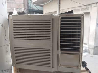 Gree window Ac available all okay