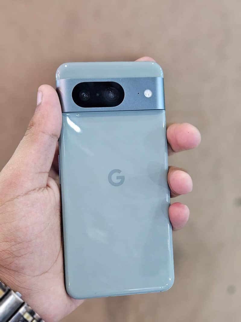 Google Pixel 8 1
