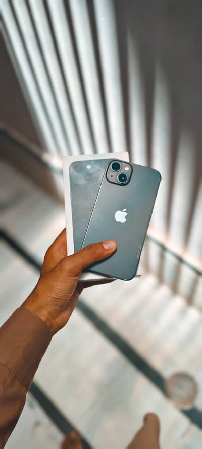 Apple iPhone 13 watsp contact 03133561355