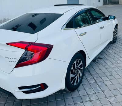 Honda Civic VTi Oriel Prosmatec 2019 total Genuine  1st hand