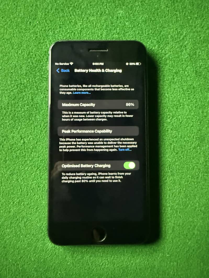 Apple iPhone 8 Plus 5