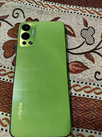 Infinix Hot 12
