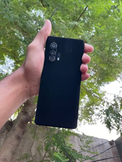 Motorola Edge Plus
