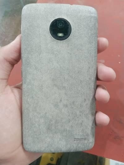 Motorola Moto E4 2GB Ram and 16GB Storage
